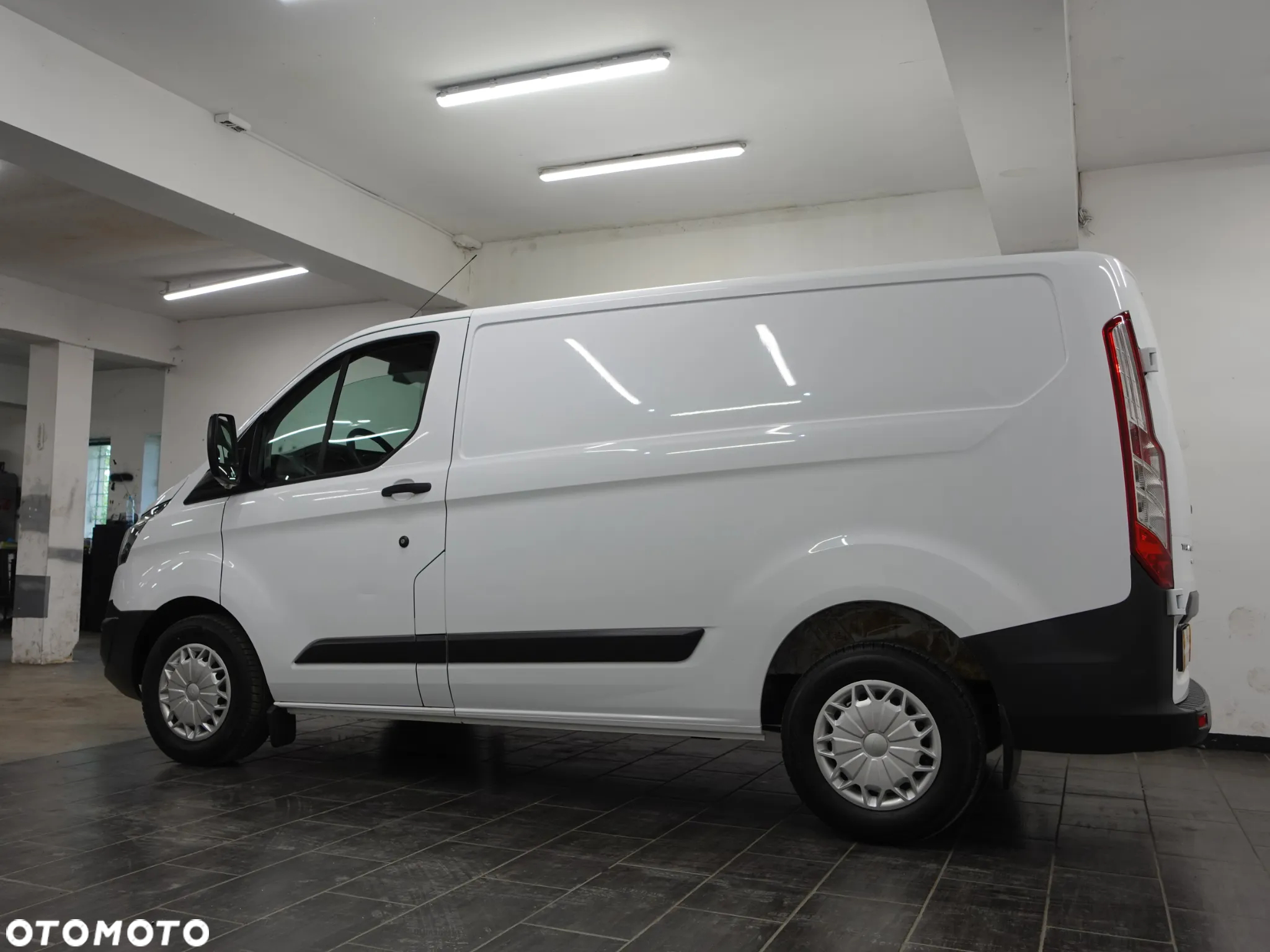 Ford Transit Custom - 6