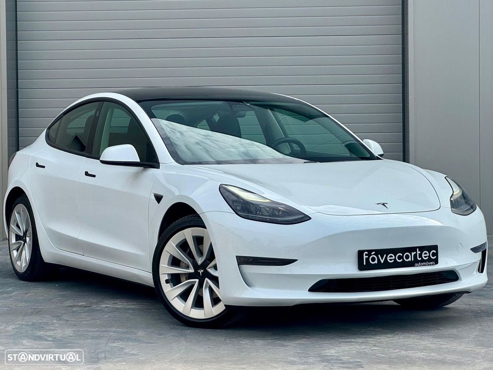 Tesla Model 3 - 2