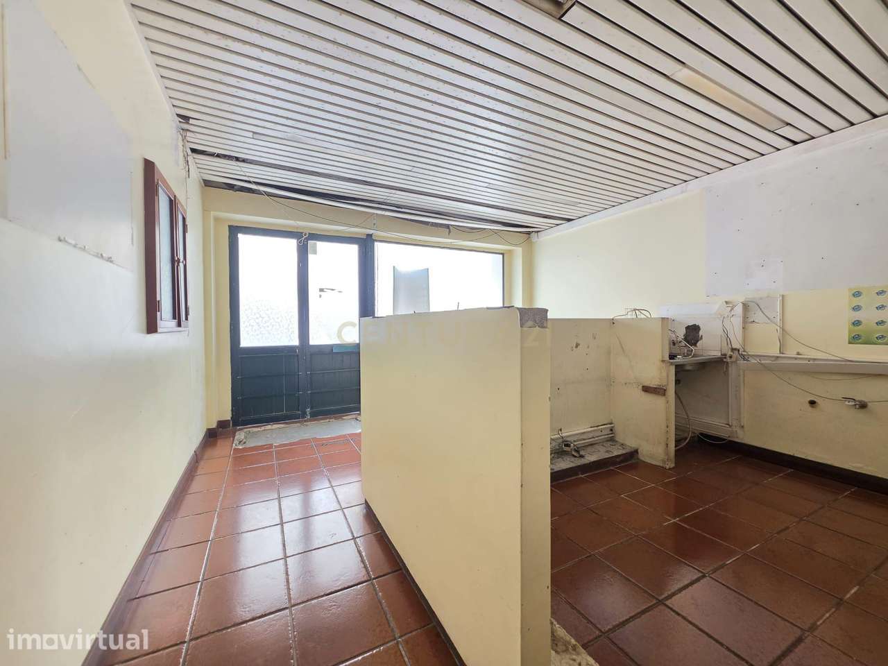 Espaço Comercial | 111 m² | Rua de Lisboa | Excelente Localização - Grande imagem: 4/16