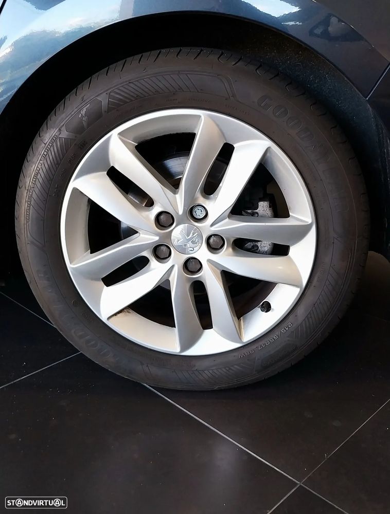 Peugeot 508 SW 1.6 BlueHDi Active - 32