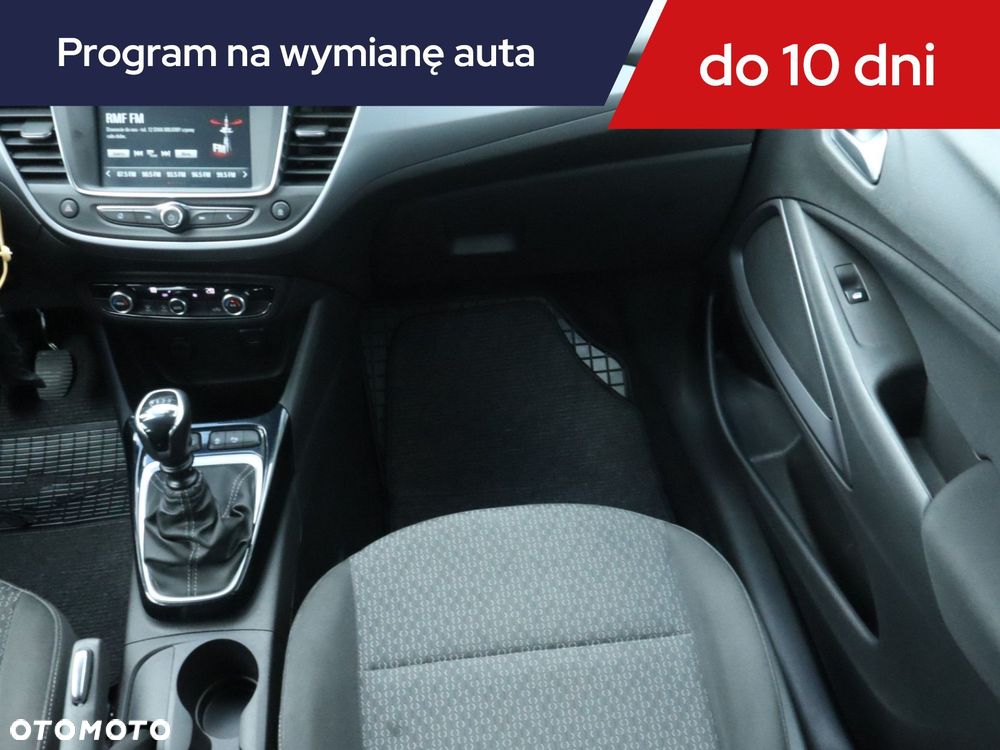 Opel Crossland X - 10