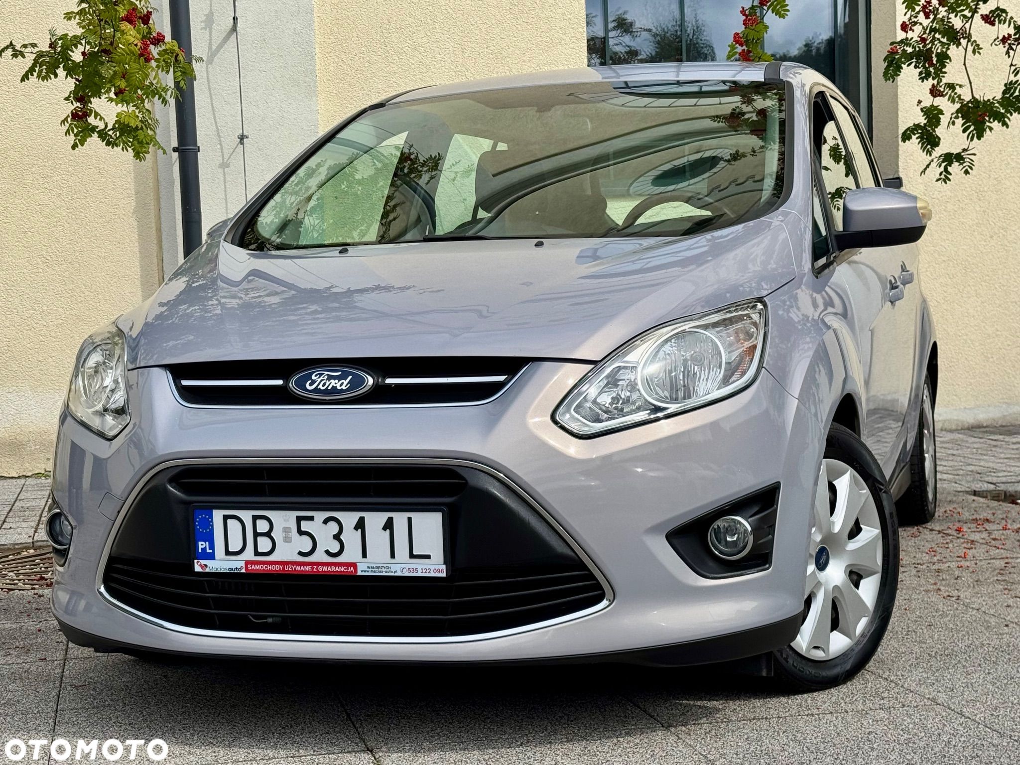 Ford Grand C-MAX 1.6 TDCi Titanium - 1