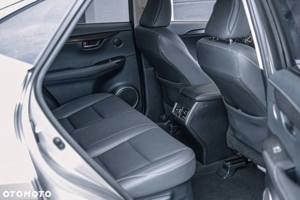 Lexus NX 300 Elegance 2WD - 20