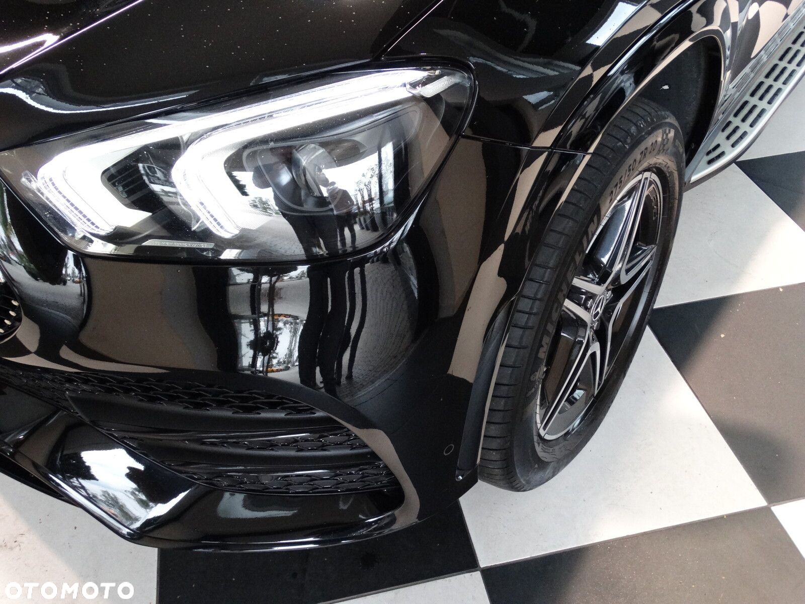 Mercedes-Benz GLE - 4