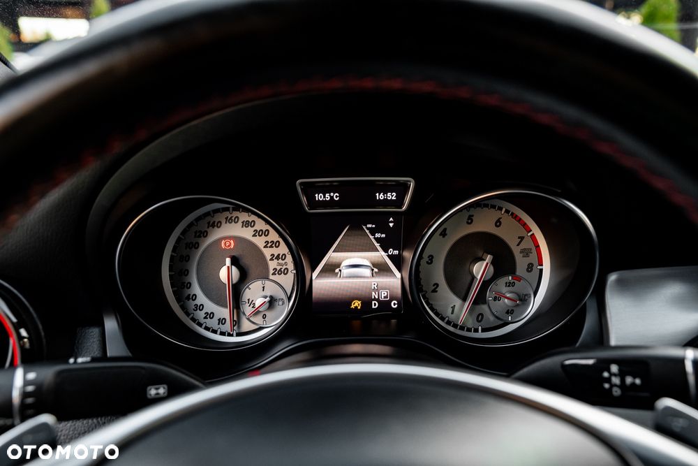 Mercedes-Benz CLA 250 7G-DCT AMG Line - 36