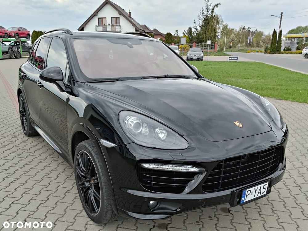 Porsche Cayenne Turbo Tiptronic S - 6