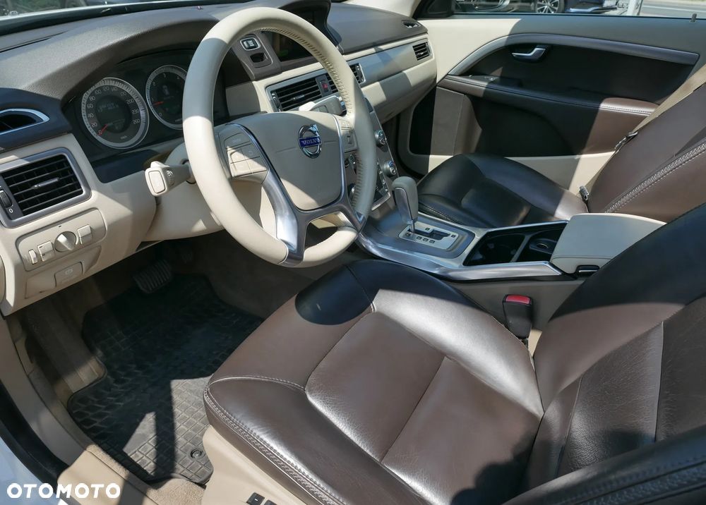 Volvo XC 70 D5 AWD Summum - 13