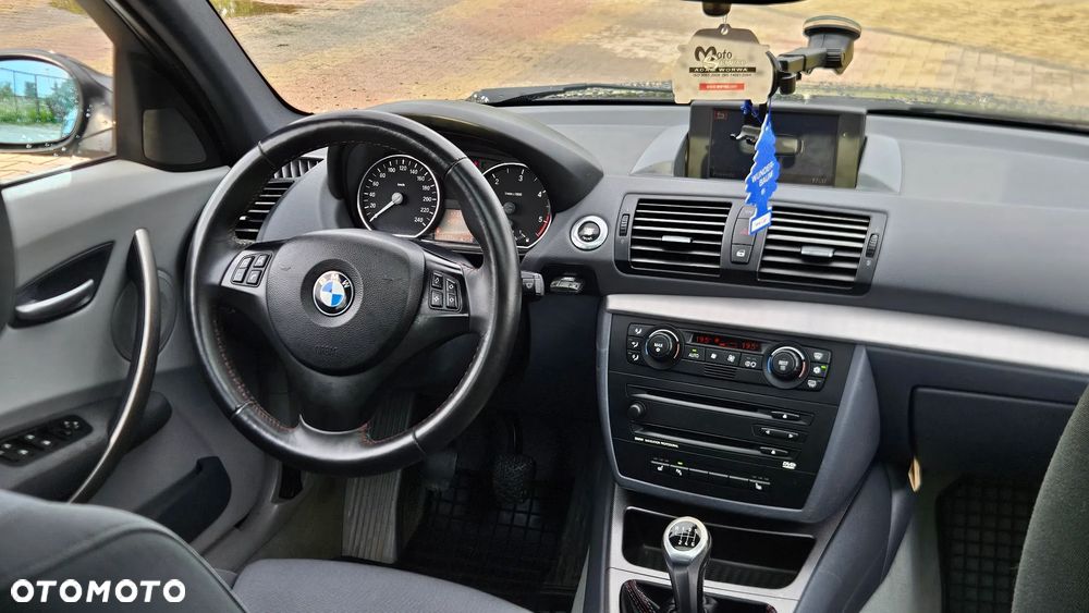 BMW Seria 1 118d - 9