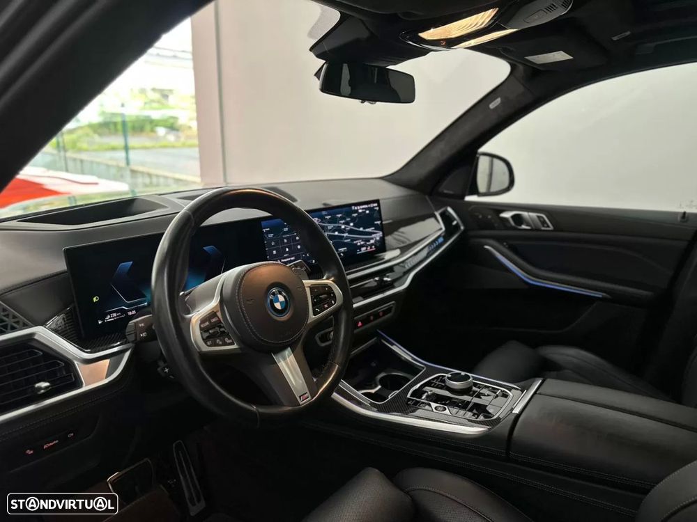 BMW X5 50 e xDrive Edição Desportiva M - 17