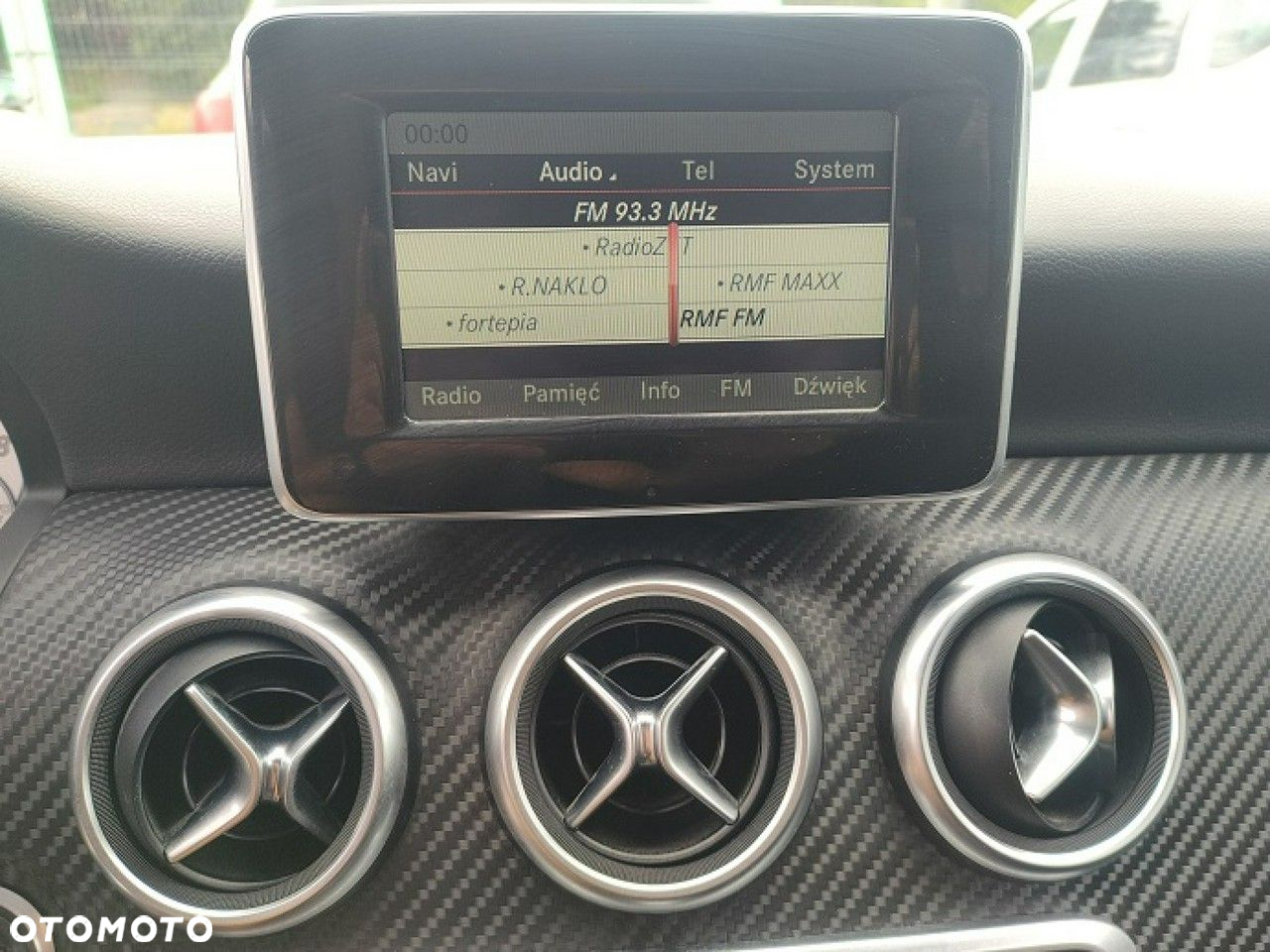 Mercedes-Benz Klasa A 180 (BlueEFFICIENCY) AMG Sport - 31
