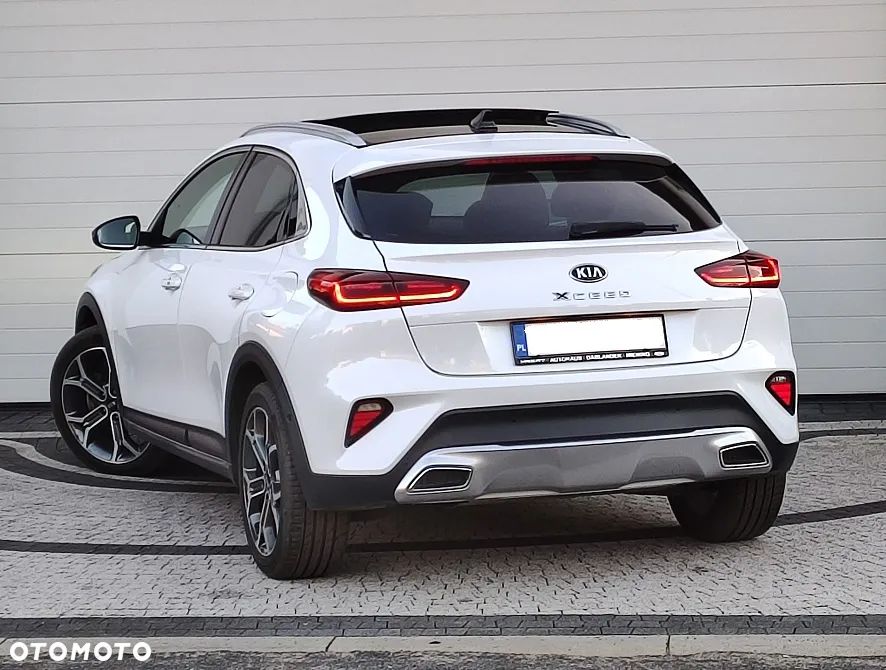 Kia XCeed 1.4 T-GDI OPF DCT7 XDITION - 32
