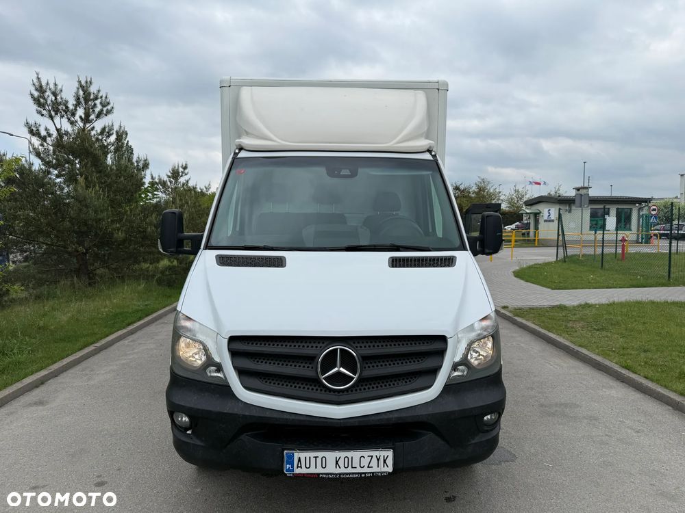 Mercedes-Benz Sprinter - 2