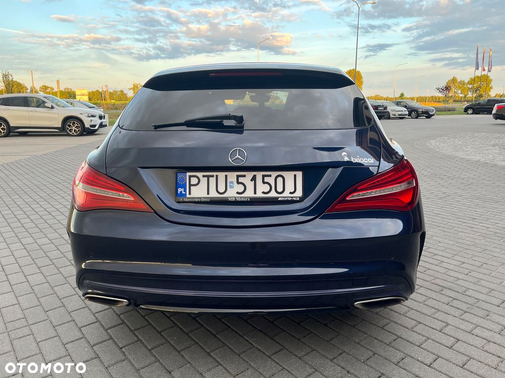 Mercedes-Benz CLA 180 7G-DCT AMG Line - 12