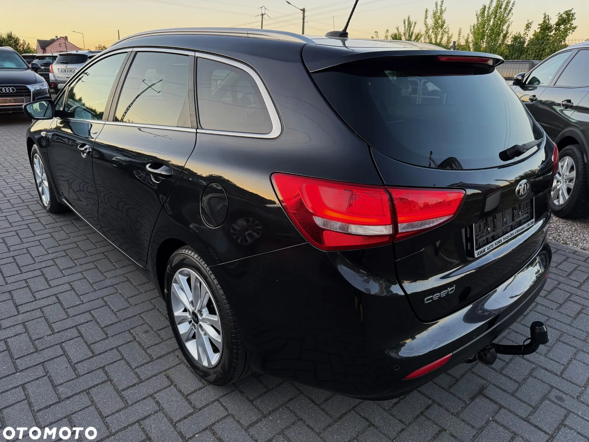 Kia Ceed 1.6 CRDi 136 ISG SW Platinum Edition - 6