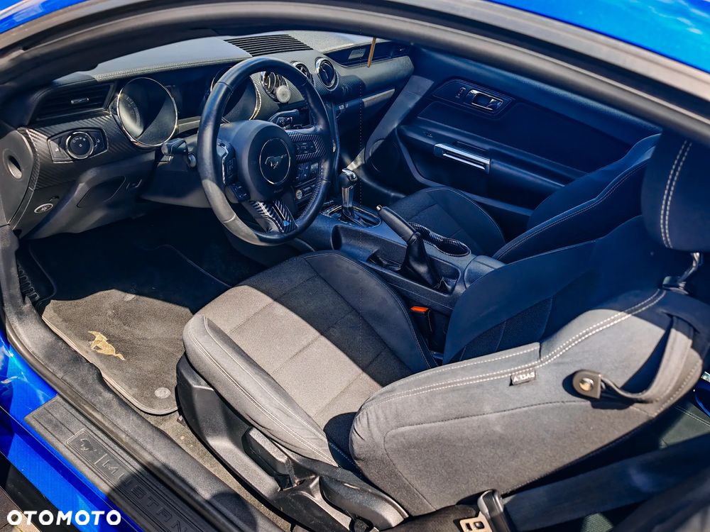 Ford Mustang 3.7 V6 - 16