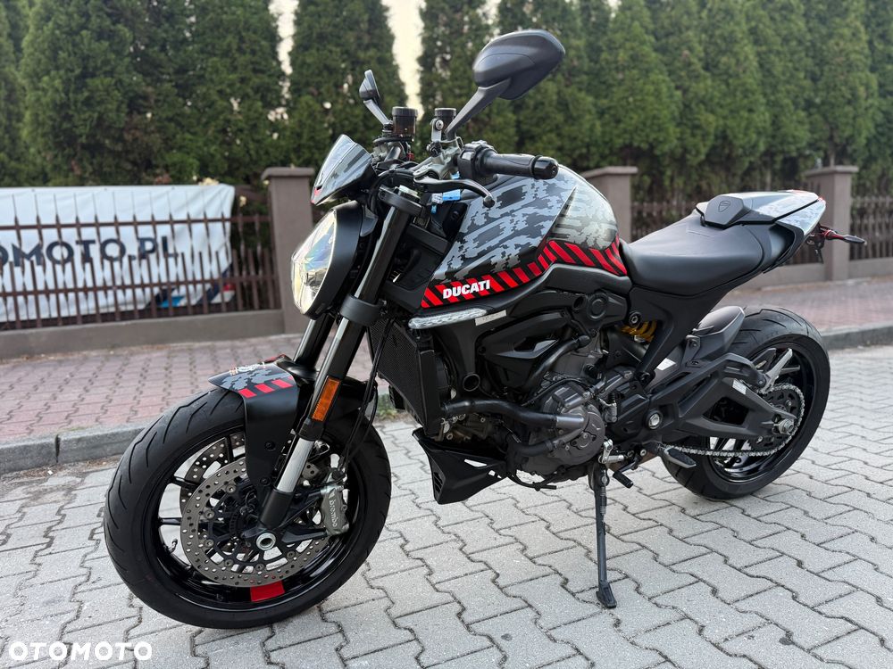 Ducati Monster - 24