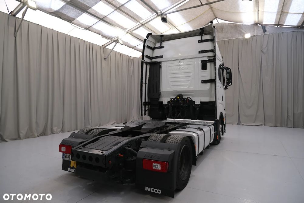Iveco AS 440 S49 S-Way - 3