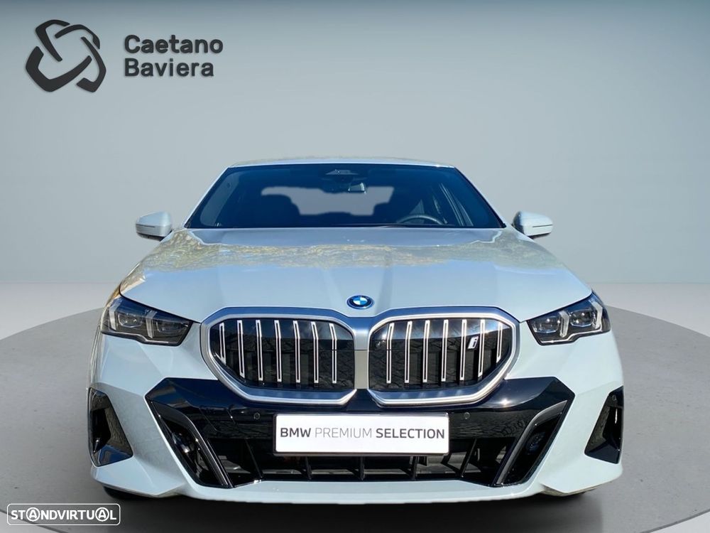 BMW i5 eDrive40 - 37