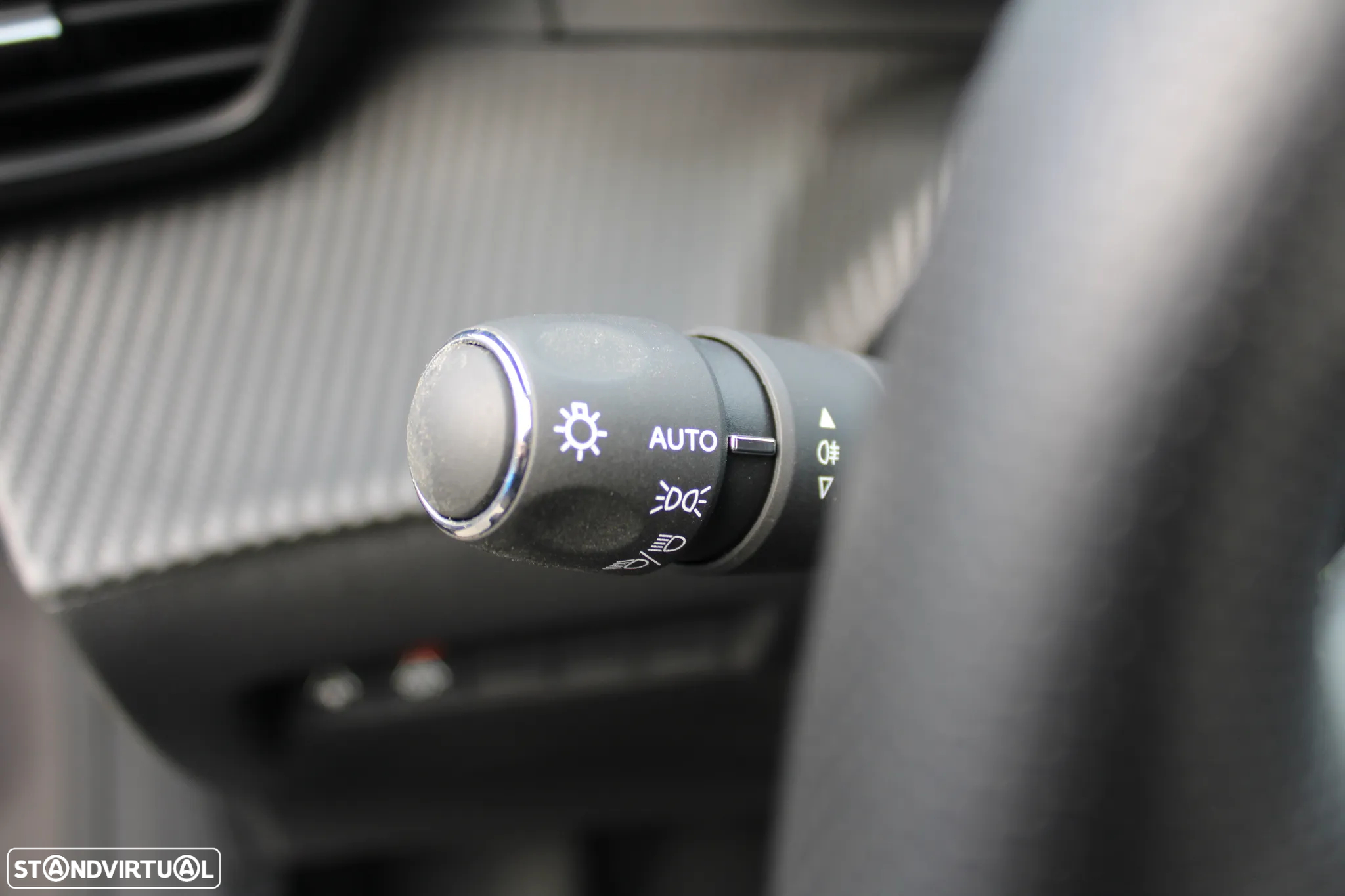 Peugeot 208 1.2 PureTech GT Line EAT8 - 27