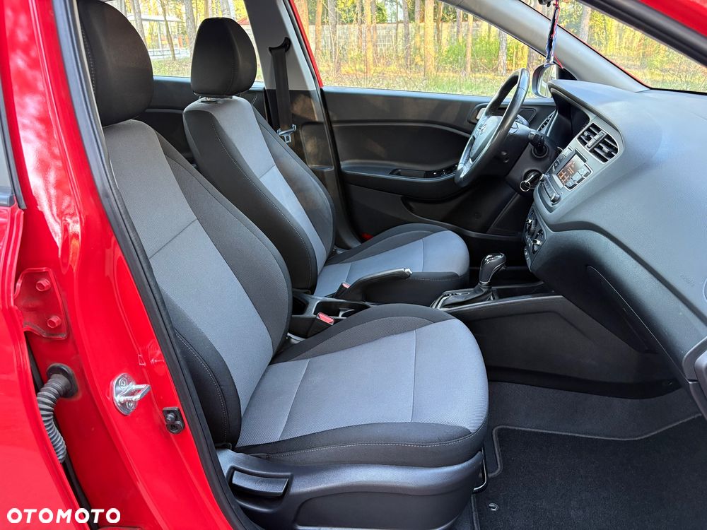 Hyundai i20 blue 1.0 T-GDI Active DCT Style - 23