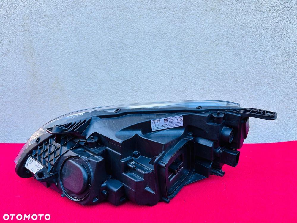 volvo xc40 v40 lampa full led prawa - 10