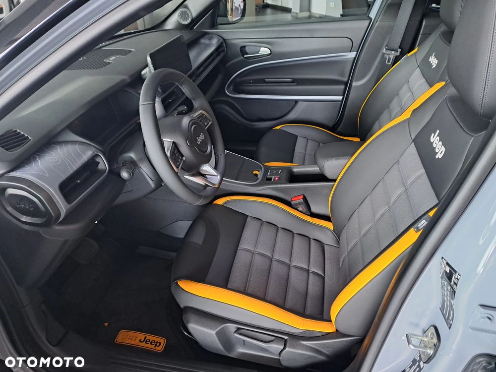 Jeep Avenger 1.2 T3 mHEV The North Face 4xe eDCT6 - 15