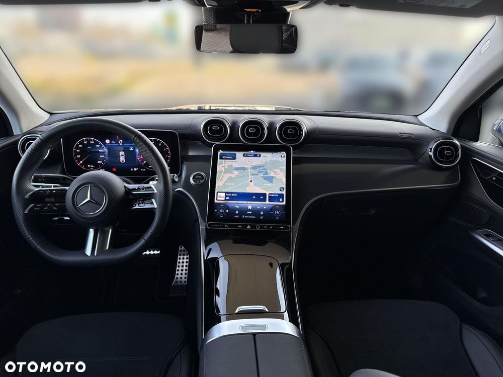 Mercedes-Benz GLC - 16