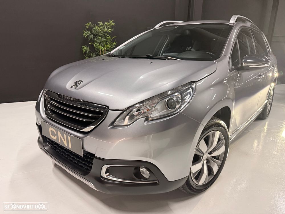 Peugeot 2008 1.2 VTi Allure - 2