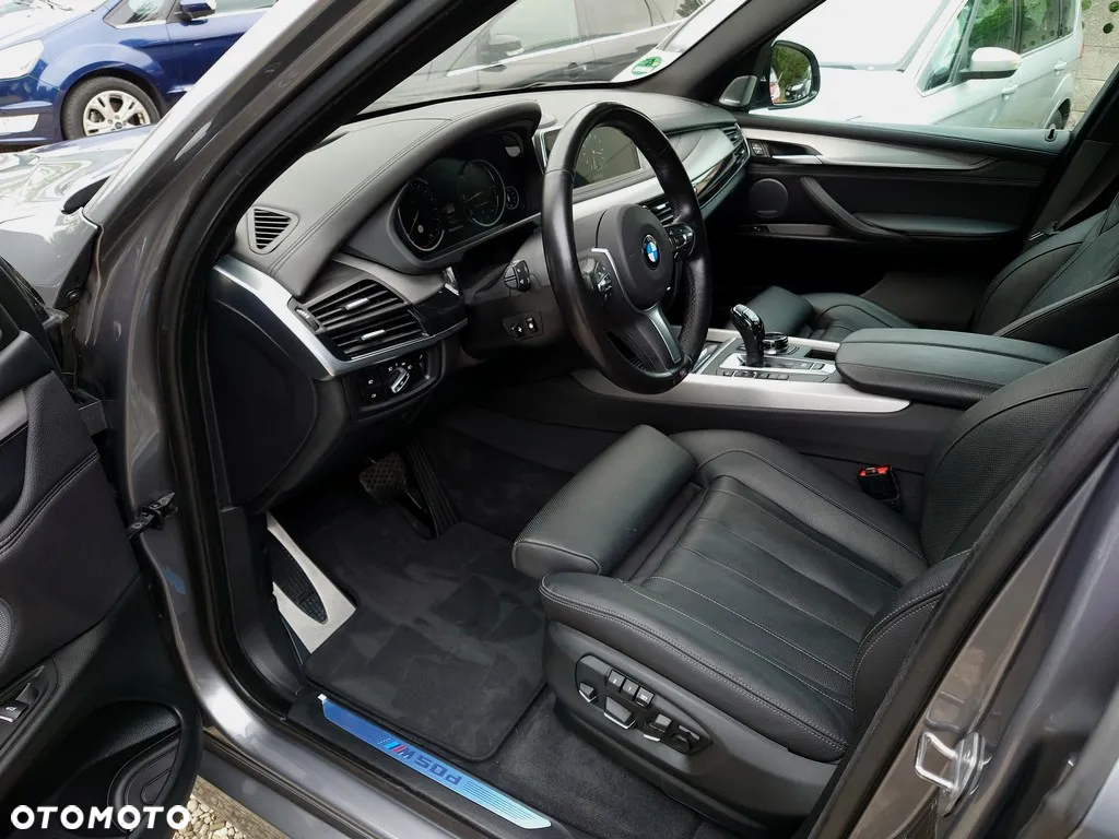BMW X5 M M50d - 15