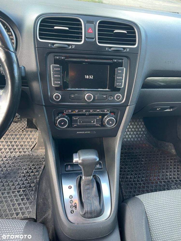 Volkswagen Golf 1.6 TDI BlueMot Comfortline DSG - 3