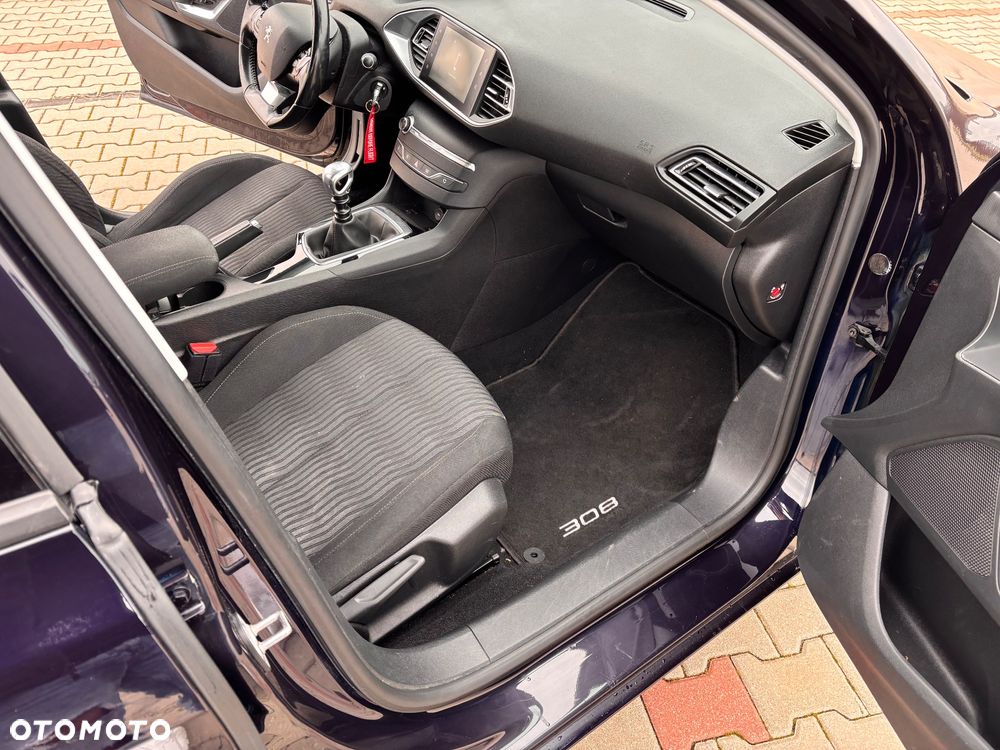 Peugeot 308 e-HDi 115 Stop & Start Allure - 16