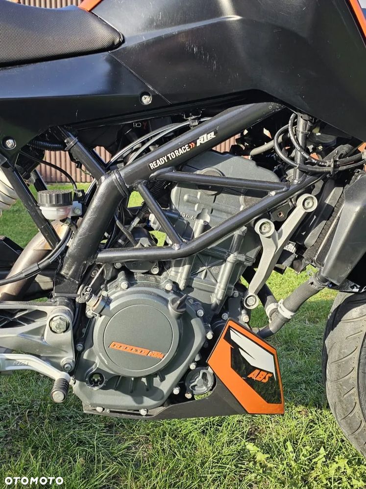 KTM Duke 125 - 19