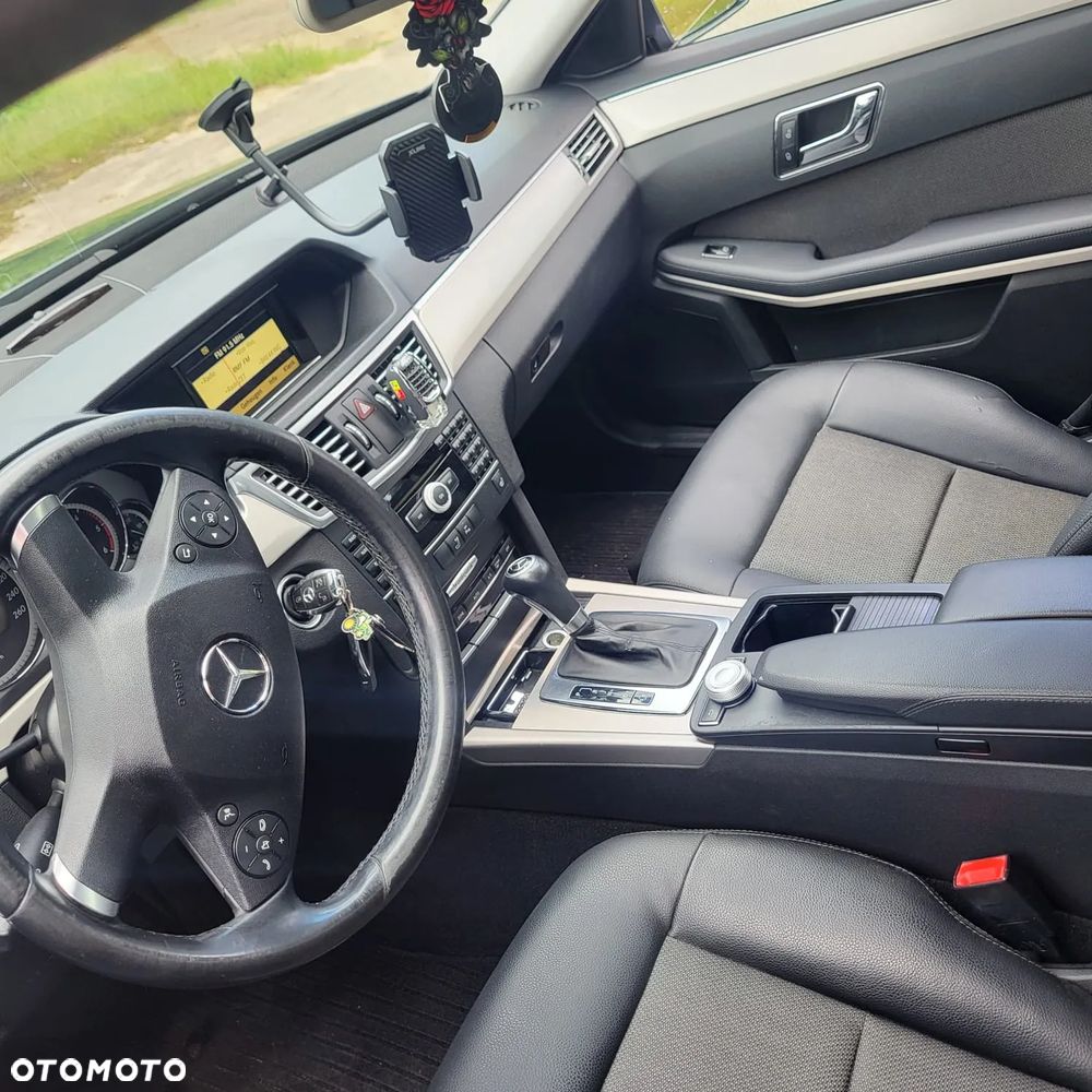 Mercedes-Benz Klasa E - 7