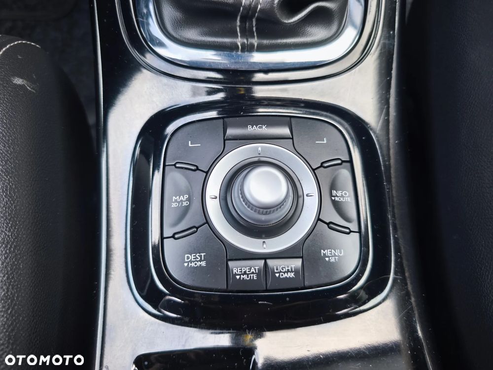 Renault Megane ENERGY dCi 130 Start & Stop Bose Edition - 32
