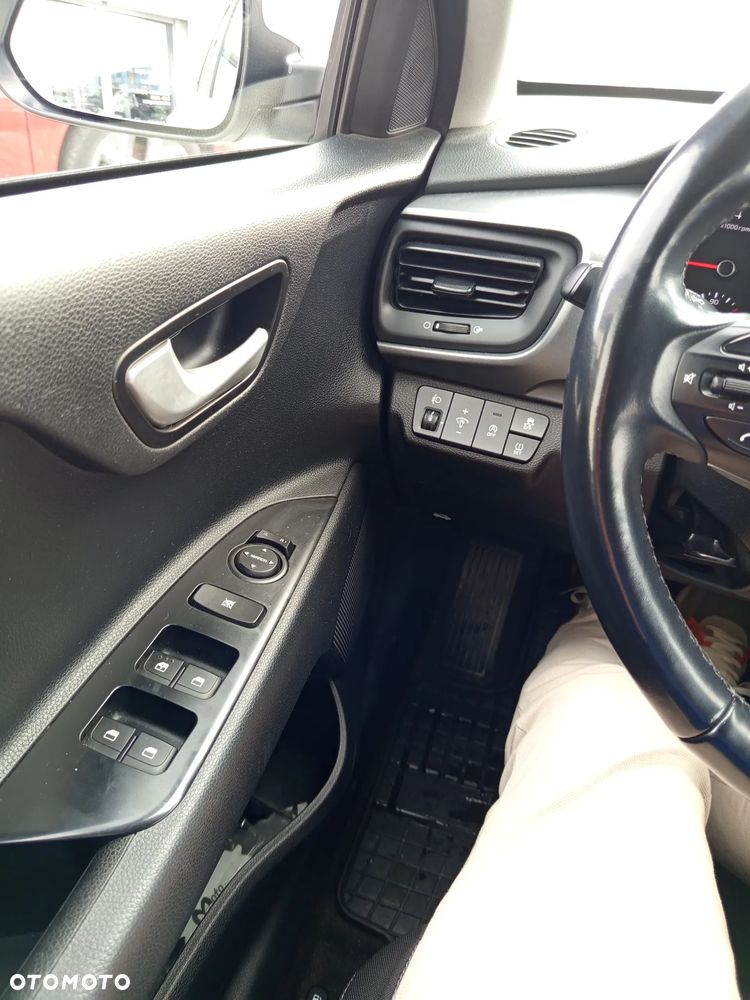Kia Stonic 1.0 T-GDI M - 15