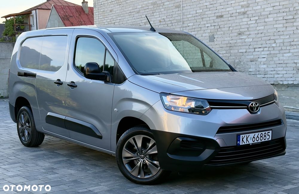 Toyota Proace City L2 Długi Salon Polska BEZWYPADKOWA Serwisowana FVAT23% ZADBANY OKAZJA - 10