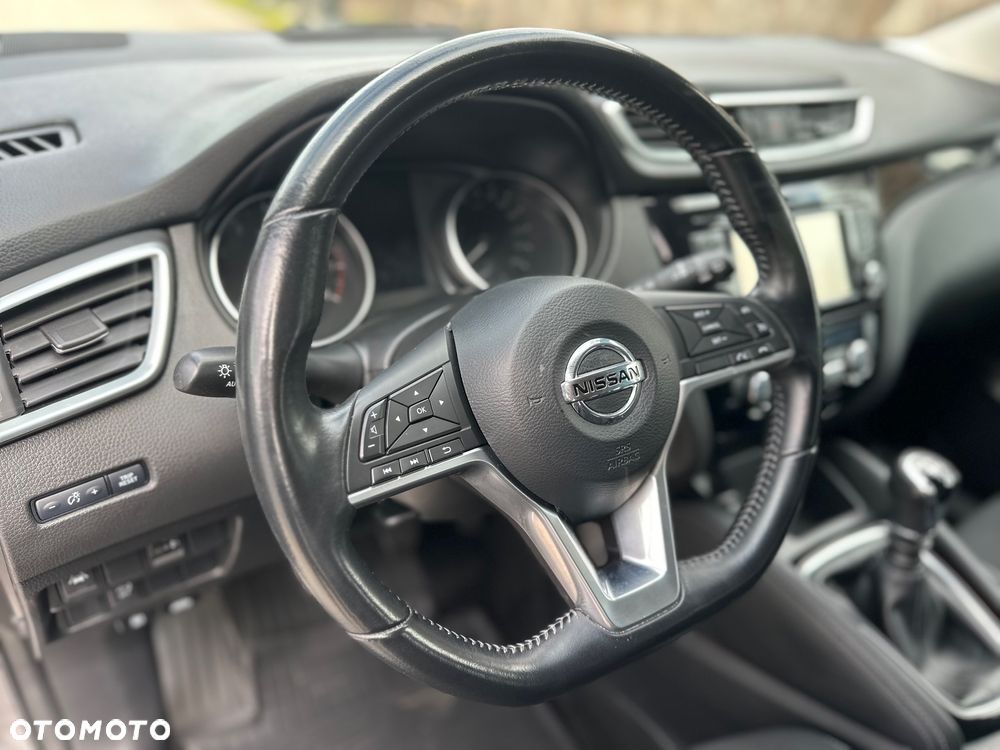 Nissan Qashqai 1.3 DIG-T N-Style - 29