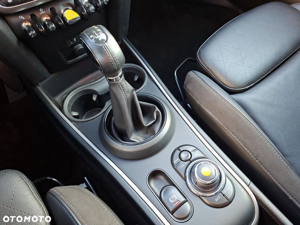 MINI Countryman - 16