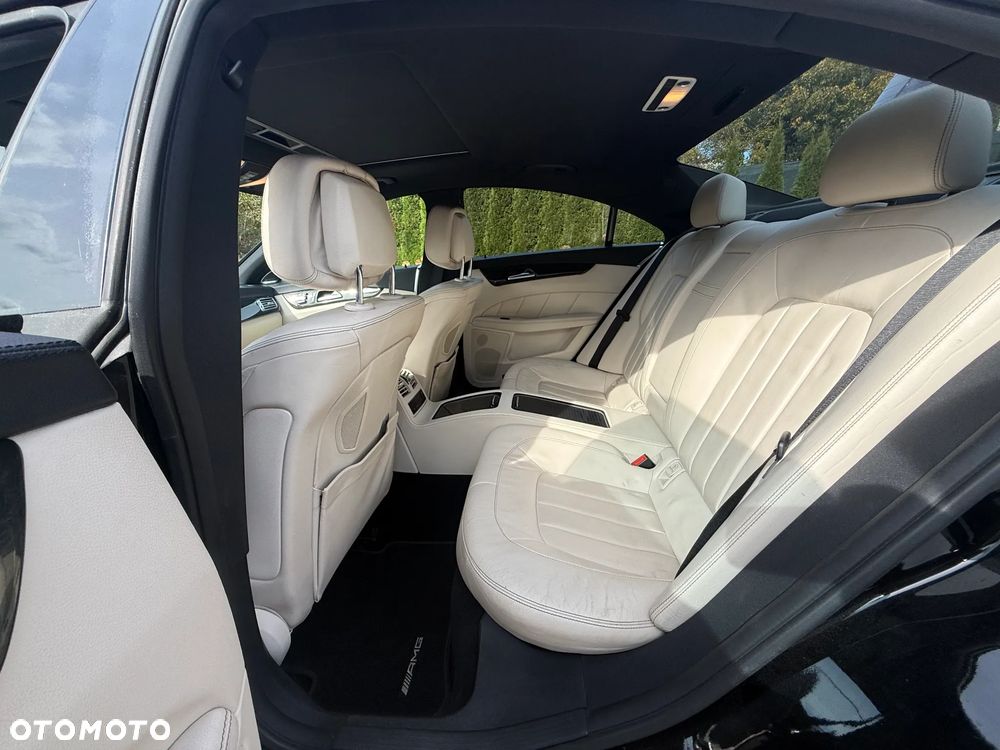 Mercedes-Benz CLS - 19