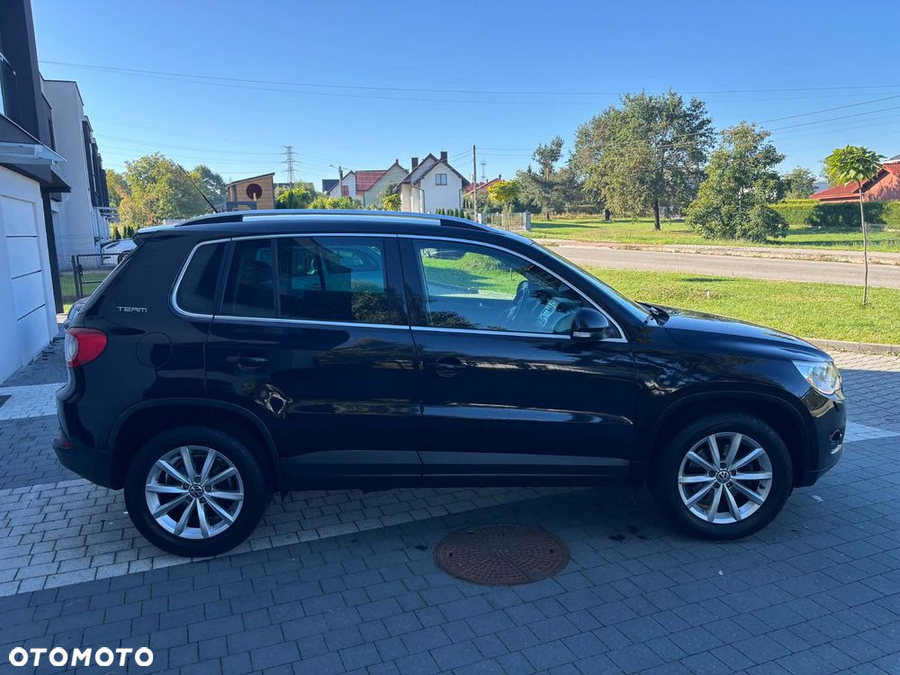 Volkswagen Tiguan - 16