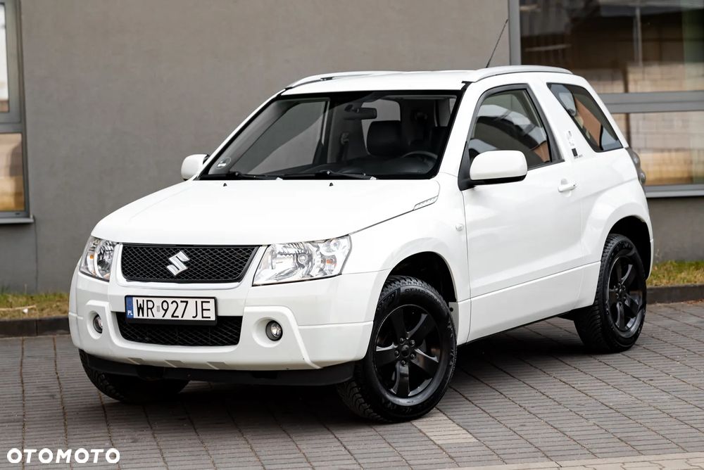 Suzuki Grand Vitara 1.6 Black&White - 13