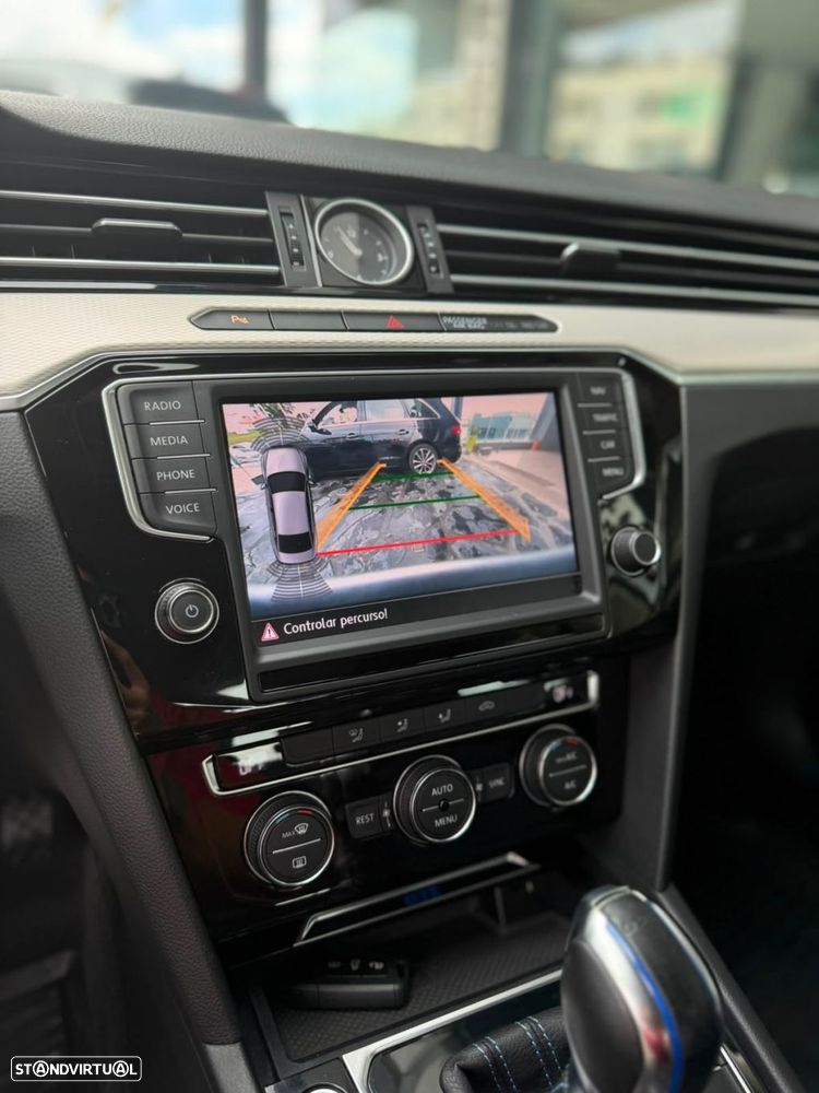 VW Passat - 31