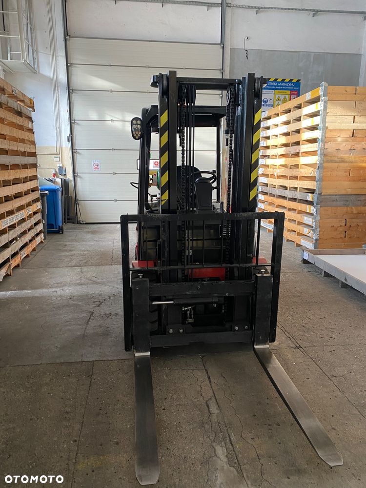 Toyota MANITOU MI30 G - 5