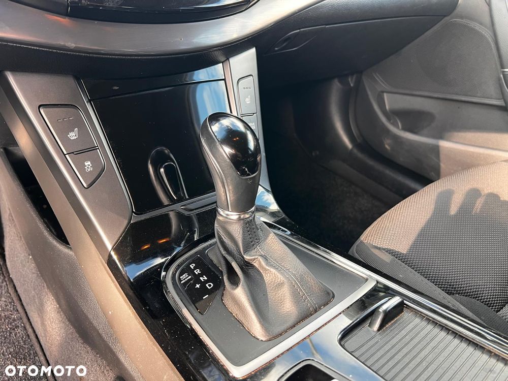Hyundai i40 1.7 CRDi BlueDrive Comfort DCT - 32
