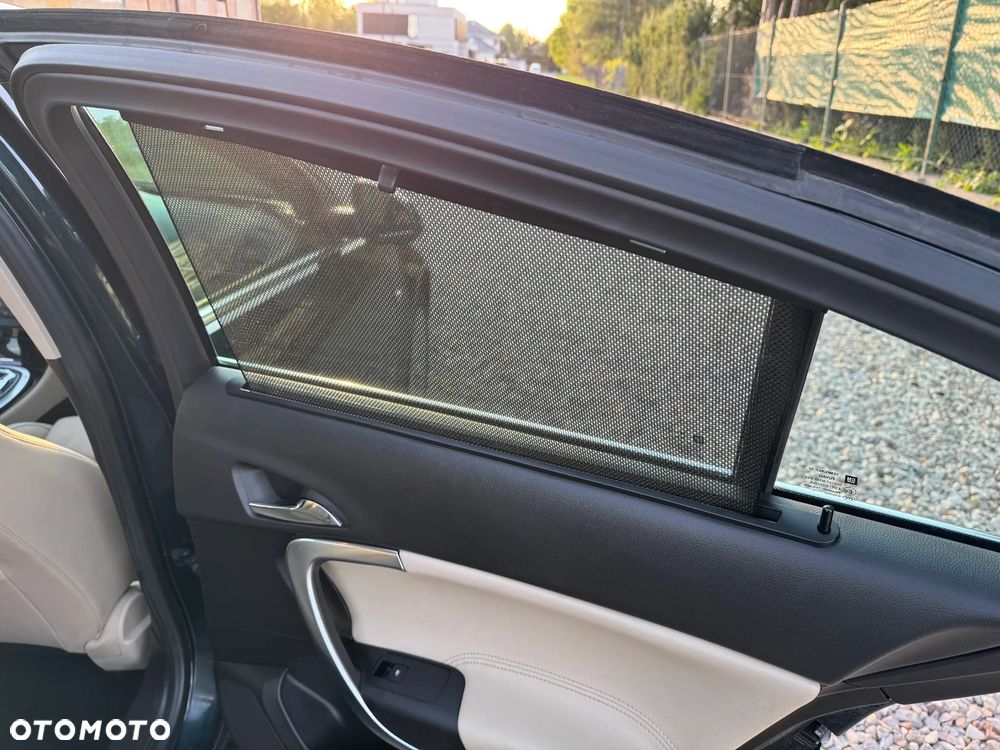 Opel Insignia 2.0 CDTI - 18