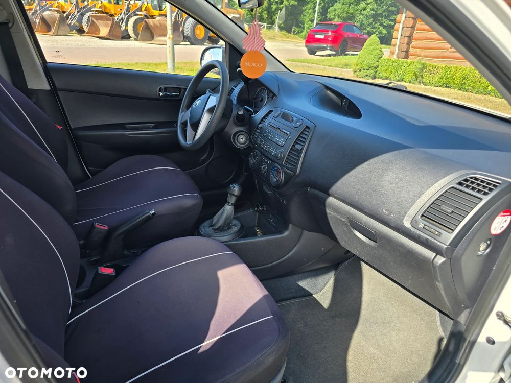 Hyundai i20 1.2 Classic - 33