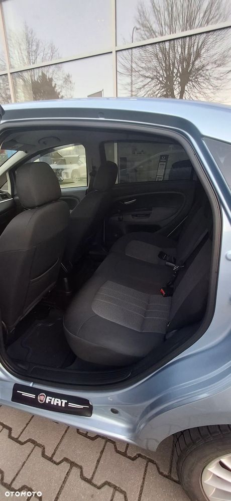 Fiat Linea 1.3 MJ 16V Emotion - 12