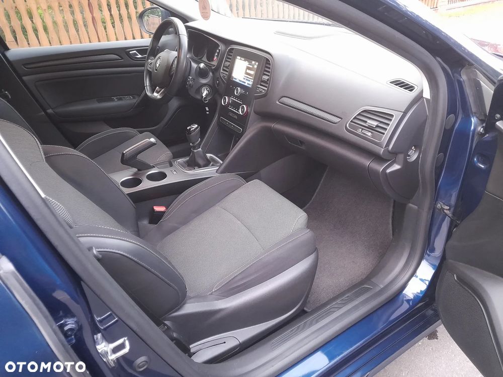 Renault Megane - 12