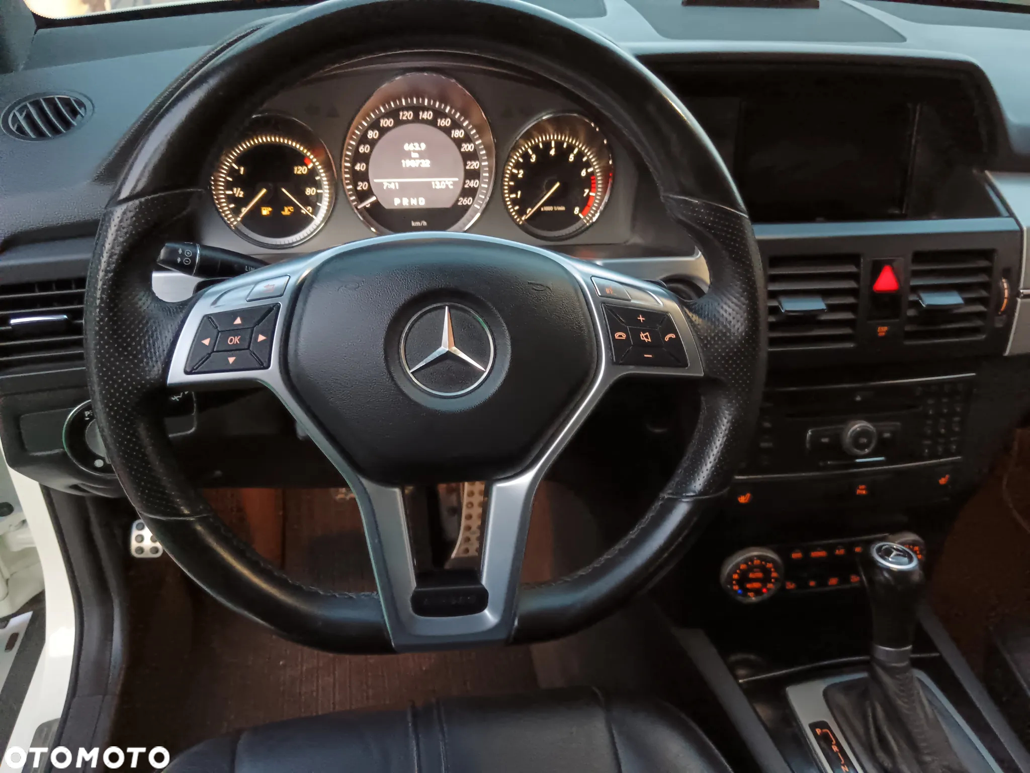 Mercedes-Benz GLK 350 4Matic 7G-TRONIC SPORT EDITION - 14