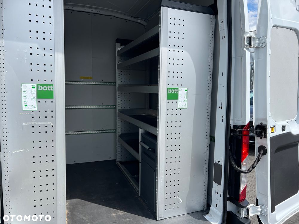 Ford Transit - 17